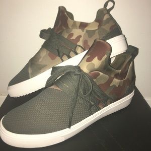 Steve Madden Camo Lancer Sneaker